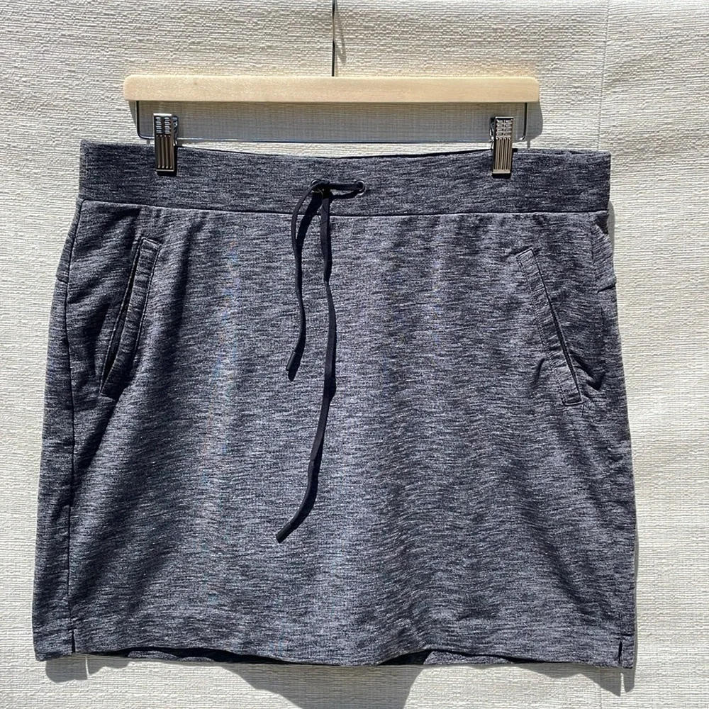 Athleta Women’s Modern Metro Skort Black Heather Size Large Tall (LT)